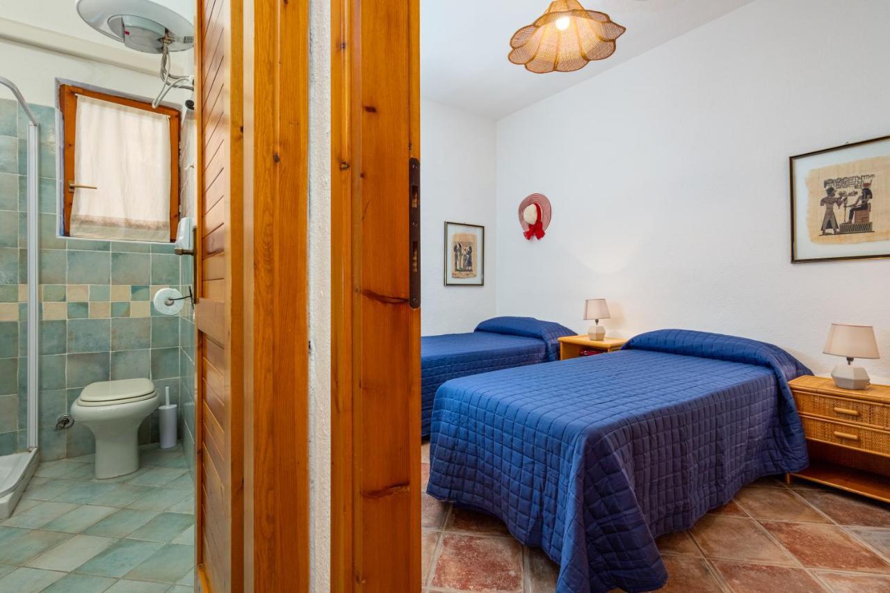 Holiday House Li Piri Сан Теодоро Екстериор снимка