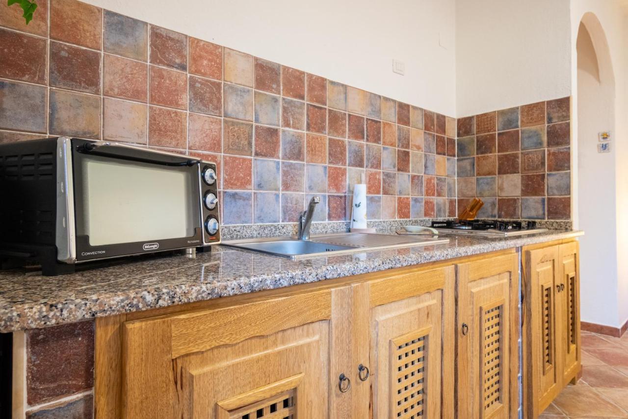 Holiday House Li Piri Сан Теодоро Екстериор снимка